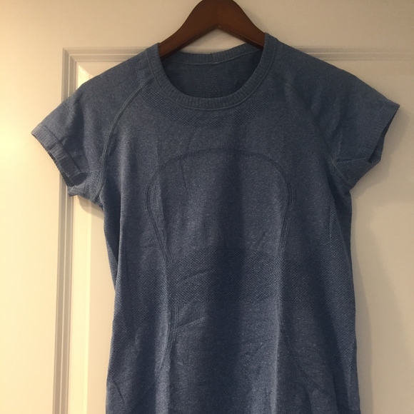 lululemon athletica Tops - LuLu Lemon Blue SZ 8 Short Sleeve Swiftly Tech